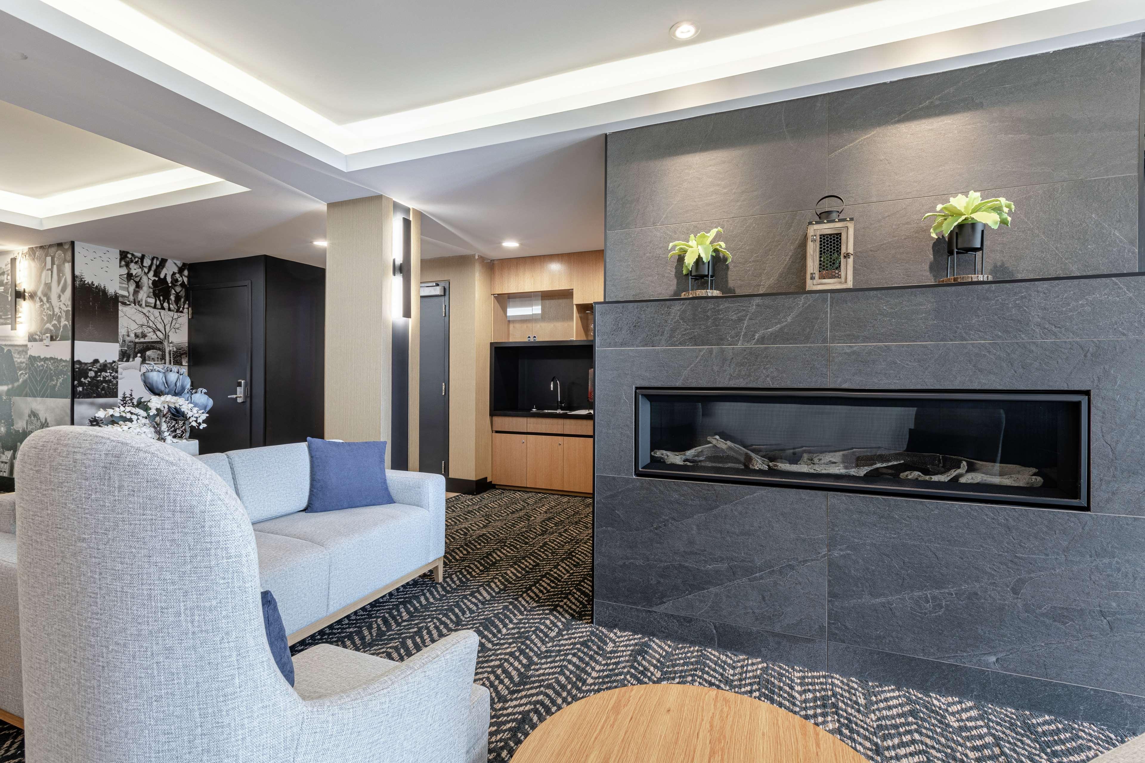 Doubletree By Hilton Quebec Resort Экстерьер фото
