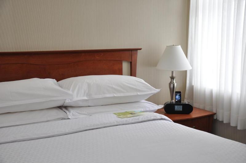Doubletree By Hilton Quebec Resort Экстерьер фото